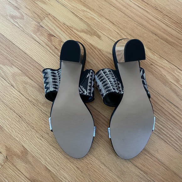 Expression sandals.  Size 8.5. Mirror heel.  Never worn. - Picture 10 of 12